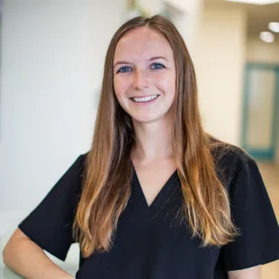 Vets at Pilina Vet clinic in Kailua, Hawaii, providing compassionate care to pets and welcoming environment for owners.